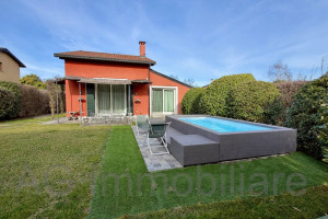 Bogogno Golf Resort, villa con giardino e piscina - Rif. 016