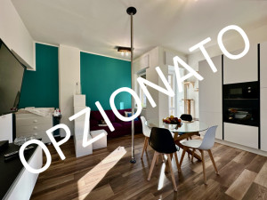 Verbania Suna, helle renovierte Zweizimmerwohnung – Ref. 050