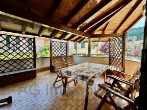 Stresa centro, elegante quadrilocale con terrazzo in villa d’epoca - Rif. 013