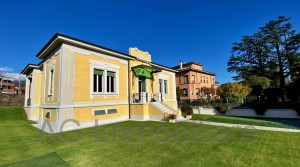 Verbania centro splendida villa d'epoca con giardino - Rif: 354