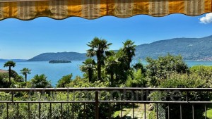 Verbania Suna, splendid four-rooms apartment with garden and lake view - Ref. 025