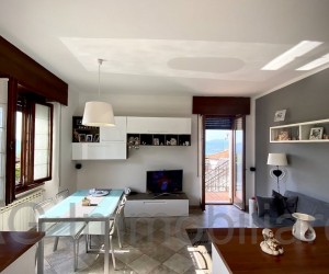 Verbania collina appartamento duplex con parziale vista lago - Rif 039