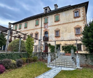 Splendida Villa Settecentesca alle porte della Val Vigezzo - Rif. 132
