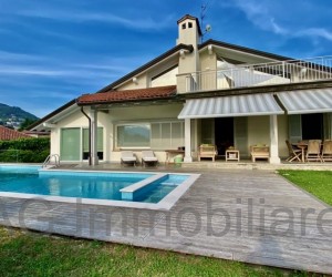 Verbania Hügel schöne freistehende Villa mit Schwimmbad und Garten - Rif. 003
